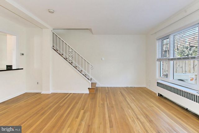 2942 LANDOVER ST, Alexandria, VA 22305