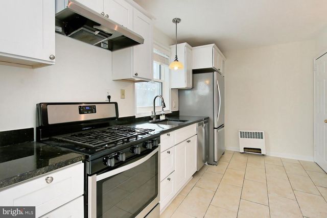 2942 LANDOVER ST, Alexandria, VA 22305