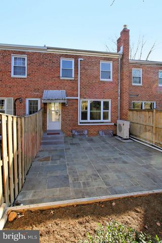 2942 LANDOVER ST, Alexandria, VA 22305