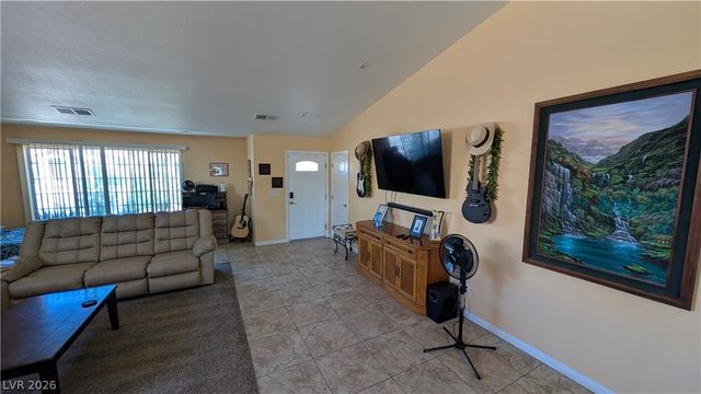 1061 PIKES PEAK Court, Las Vegas, NV 89110