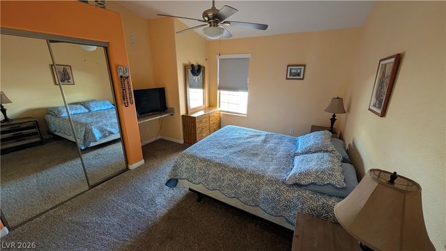 1061 PIKES PEAK Court, Las Vegas, NV 89110