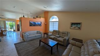 1061 PIKES PEAK Court, Las Vegas, NV 89110