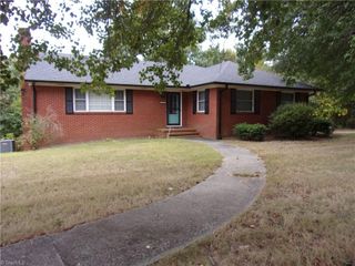2820 Old Greensboro Road, Thomasville, NC 27360