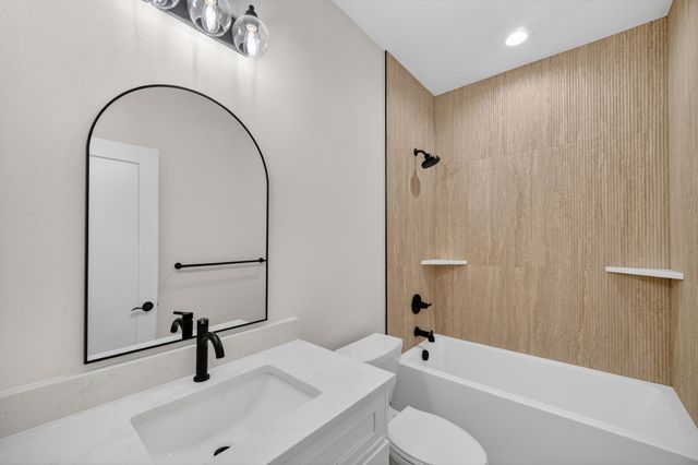 1370 NW Brooks Drive, Waukee, IA 50263