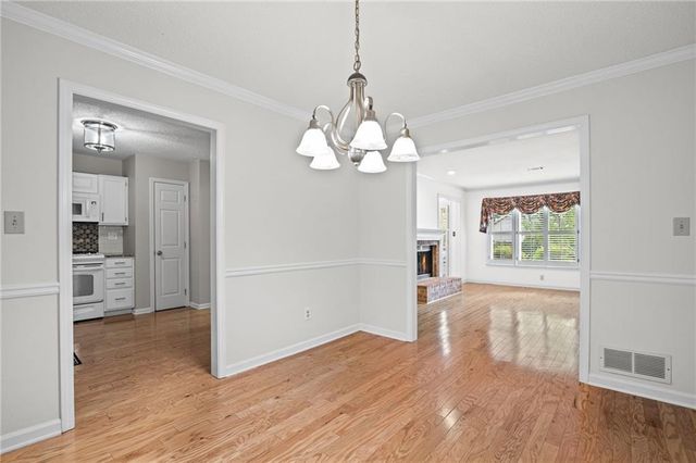 257 Triple Oaks Drive, Tucker, GA 30084