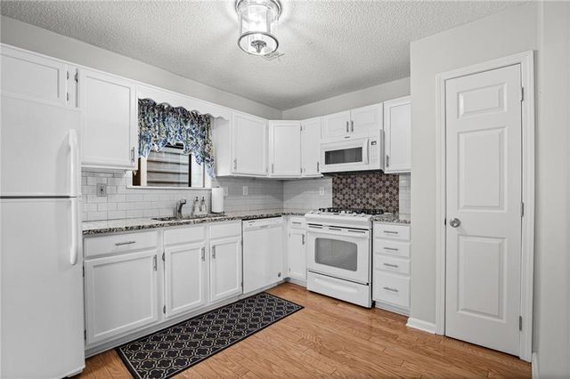 257 Triple Oaks Drive, Tucker, GA 30084
