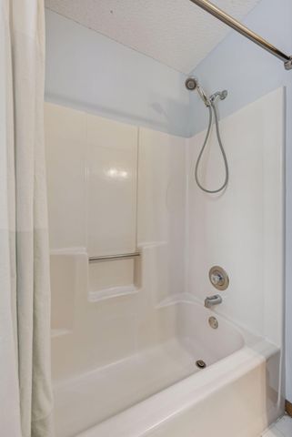 1914 128th Avenue NW, Coon Rapids, MN 55448