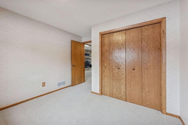 1914 128th Avenue NW, Coon Rapids, MN 55448