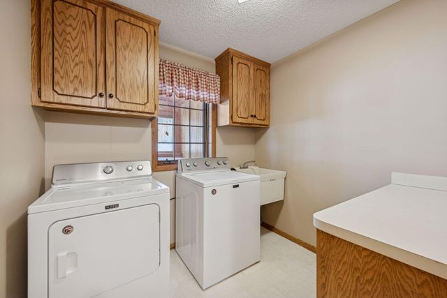 1914 128th Avenue NW, Coon Rapids, MN 55448