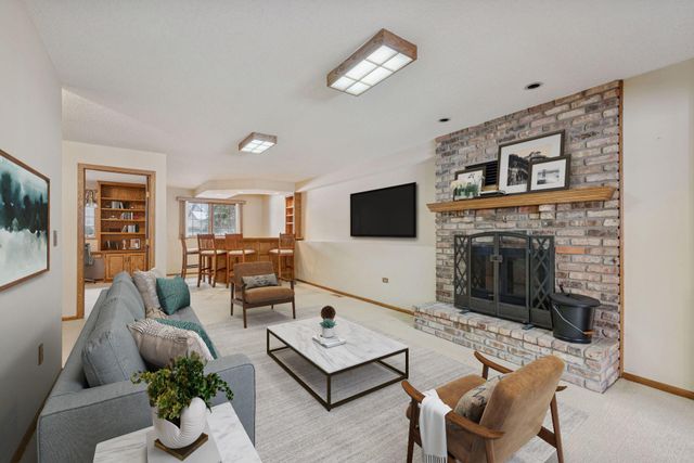 1914 128th Avenue NW, Coon Rapids, MN 55448