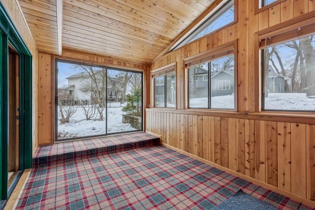 1914 128th Avenue NW, Coon Rapids, MN 55448