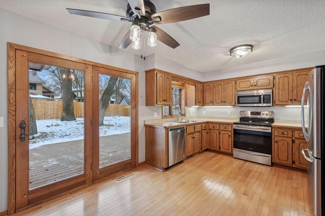 1914 128th Avenue NW, Coon Rapids, MN 55448