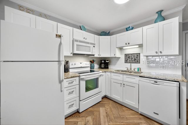 15 Forest Beach Drive S 1G, Hilton Head Island, SC 29928