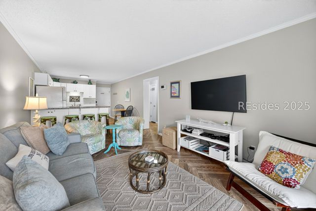 15 Forest Beach Drive S 1G, Hilton Head Island, SC 29928