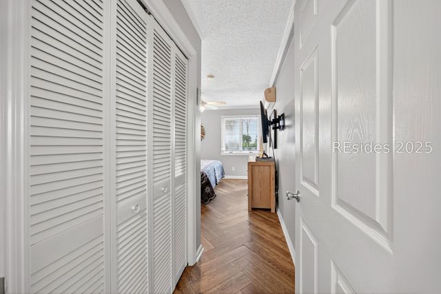 15 Forest Beach Drive S 1G, Hilton Head Island, SC 29928