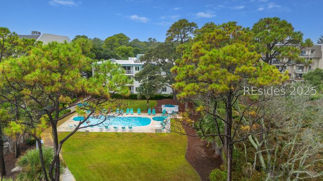 15 Forest Beach Drive S 1G, Hilton Head Island, SC 29928