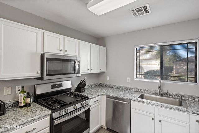 1793 E DENIM Trail, San Tan Valley, AZ 85143