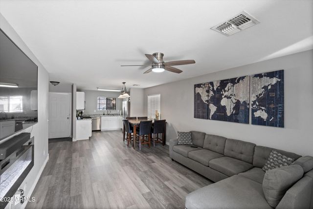 1793 E DENIM Trail, San Tan Valley, AZ 85143