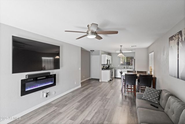 1793 E DENIM Trail, San Tan Valley, AZ 85143