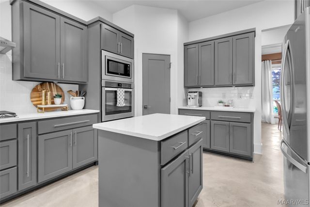 8605 BIRCHWOOD Court, Montgomery, AL 36116