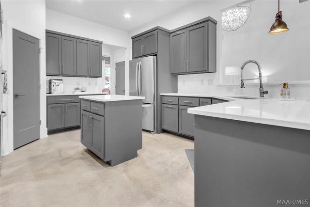 8605 BIRCHWOOD Court, Montgomery, AL 36116