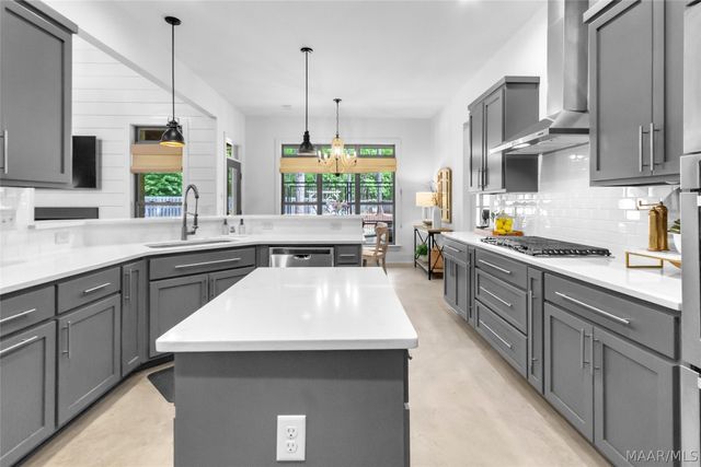 8605 BIRCHWOOD Court, Montgomery, AL 36116