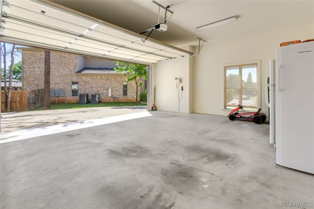 8605 BIRCHWOOD Court, Montgomery, AL 36116