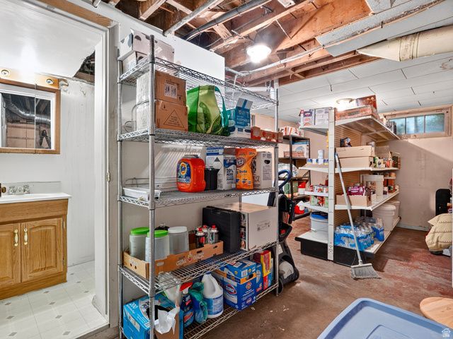 1963 BRINKER AVE, Ogden, UT 84401