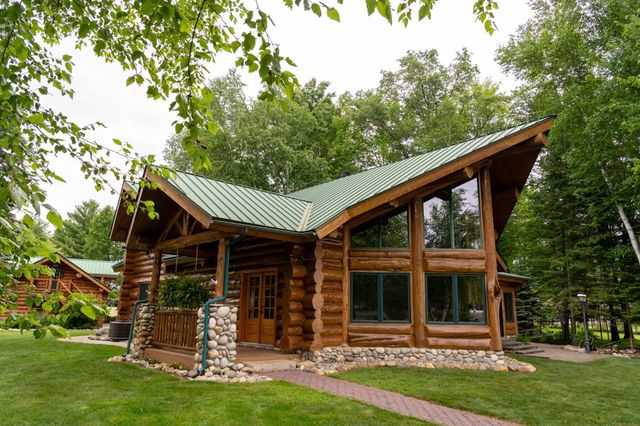2095 Middle Haven Drive, Gladwin, MI 48624