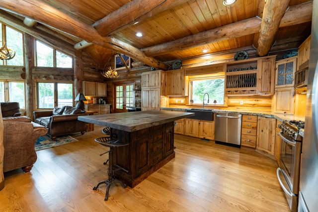 2095 Middle Haven Drive, Gladwin, MI 48624