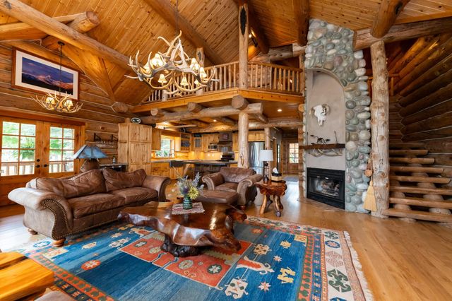 2095 Middle Haven Drive, Gladwin, MI 48624