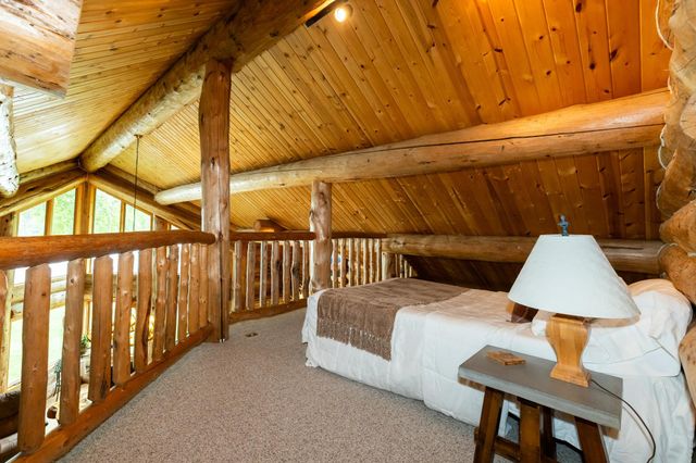 2095 Middle Haven Drive, Gladwin, MI 48624