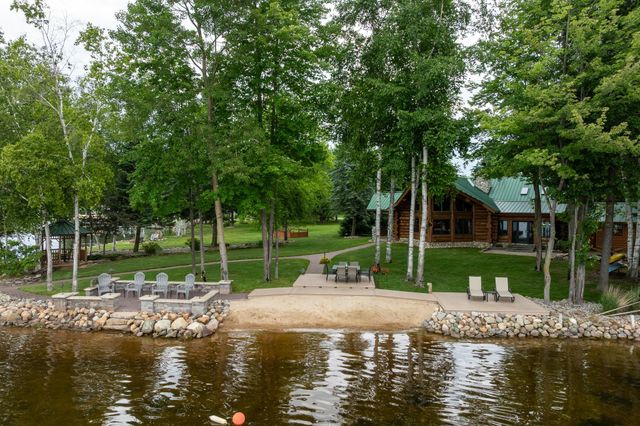 2095 Middle Haven Drive, Gladwin, MI 48624