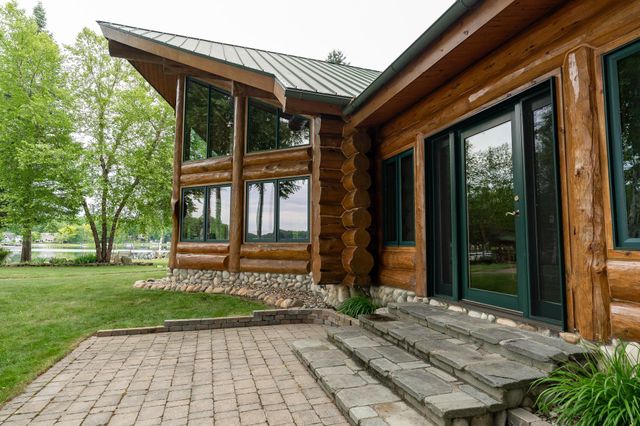 2095 Middle Haven Drive, Gladwin, MI 48624