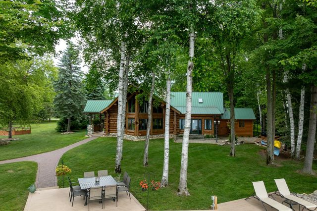 2095 Middle Haven Drive, Gladwin, MI 48624