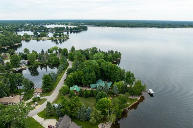 2095 Middle Haven Drive, Gladwin, MI 48624