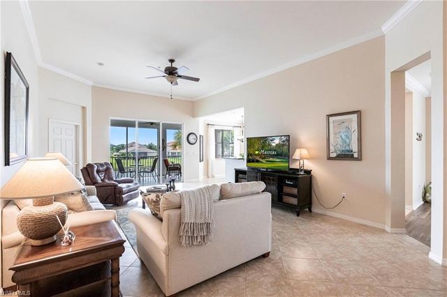 16570 Goldenrod LN # 203, Alva, FL 33920
