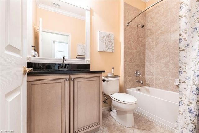 16570 Goldenrod LN # 203, Alva, FL 33920