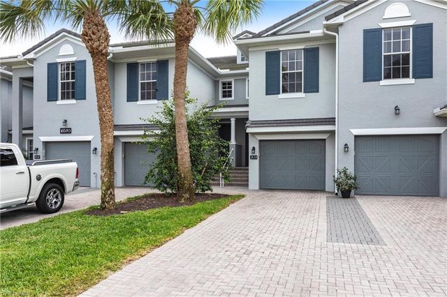 16570 Goldenrod LN # 203, Alva, FL 33920
