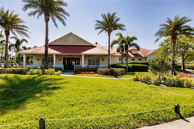 16570 Goldenrod LN # 203, Alva, FL 33920