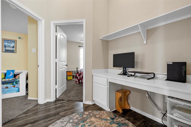 4100 Riata Ranch Road, Waco, TX 76705