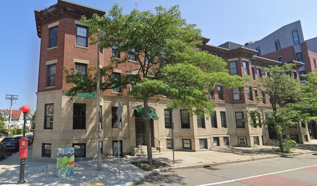 59 Brighton Ave A, Boston, MA 02134