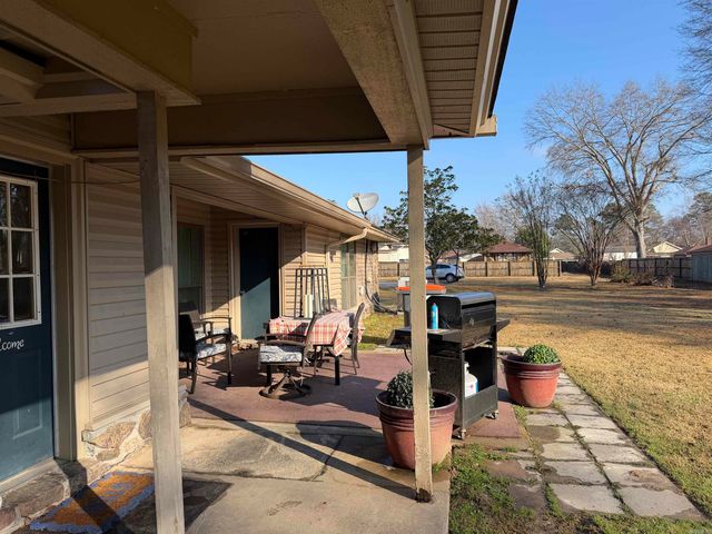 6 Cromwell Cove, Pine Bluff, AR 71603