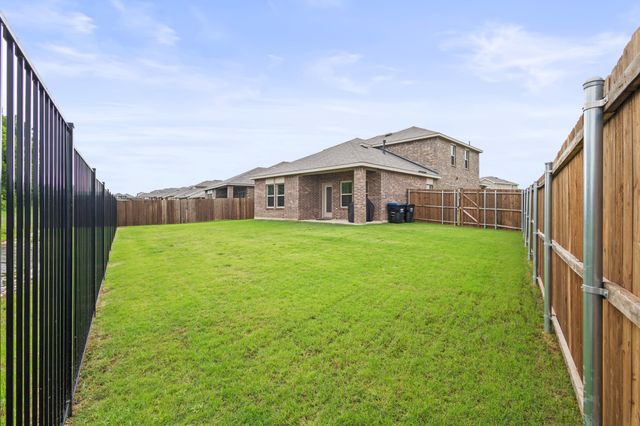 1886 Iron Creek Drive, Crandall, TX 75114