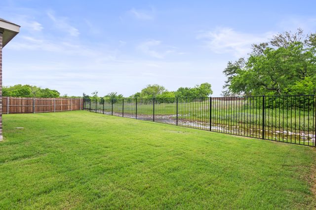 1886 Iron Creek Drive, Crandall, TX 75114