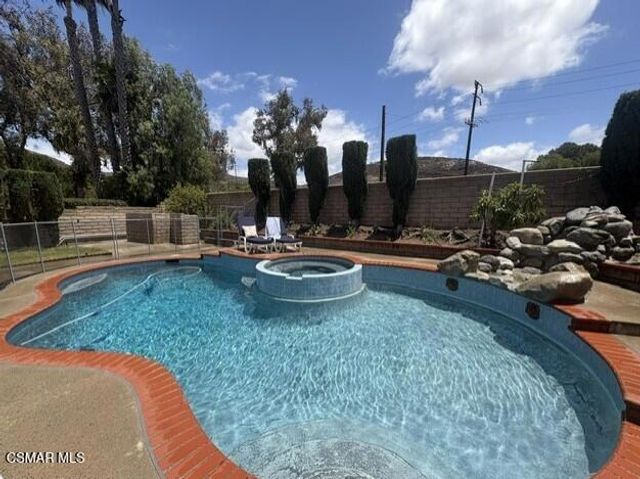 776 Cayo Grande Court, Newbury Park, CA 91320