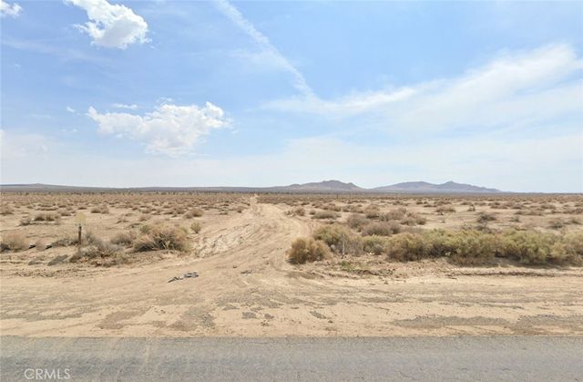 14500 E Avenue H8, Lancaster, CA 93535