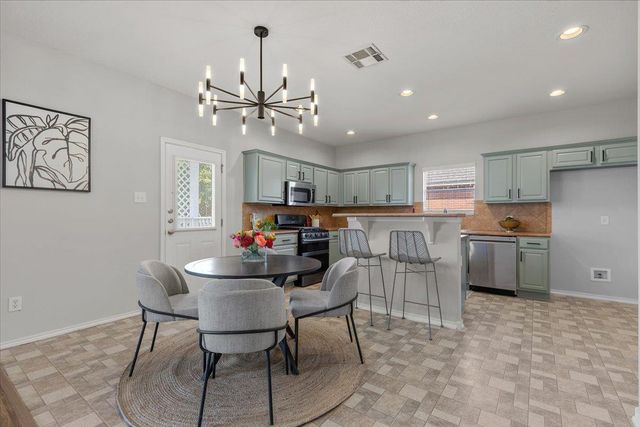 513 Friendship CV, Leander, TX 78641