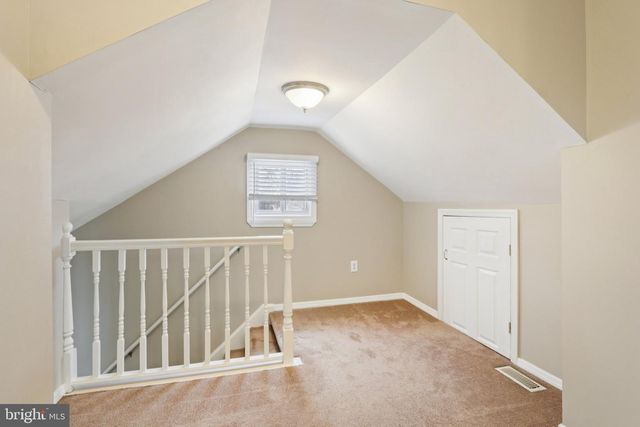 652 PARK AVE, Burlington, NJ 08016