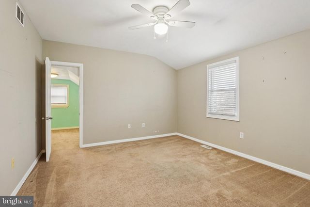 652 PARK AVE, Burlington, NJ 08016